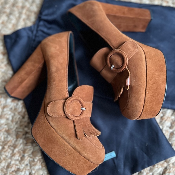 Prada Heeled Loafers - Picture 5 of 7